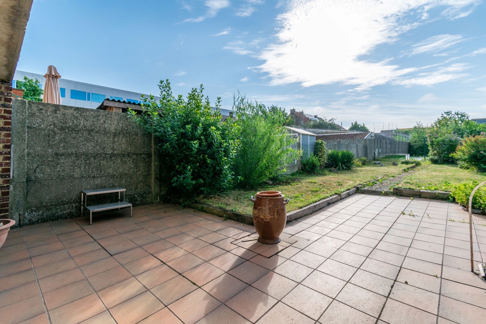 LICHTRIJKE WONING MET 3 SLAAPKAMERS, GARAGE & TUIN ! - foto 4