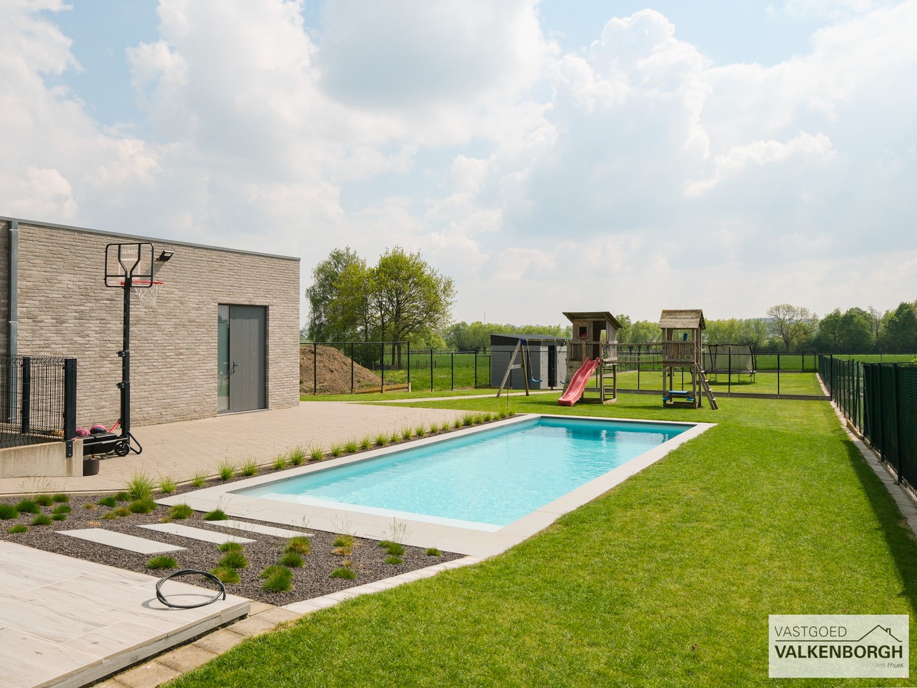Moderne villa met 3 slaapkamers, zwembad en open agrarisch uitzicht. - foto 3