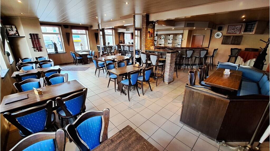 Horecapand met gelagzalen en woonst te koop in Aartrijke Zedelgem - photo 2