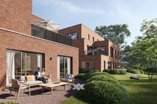Gelegen in het groene Merelbeke, op fietsafstand van het centrum, vindt u dit gelijkvloers appartement in het hedendaags nieuwbouwproject genaamd ‘De Lijsters’. <br /><br />Het appartement is zeer rustig gelegen aan de achterzijde en geniet er van een oninneembaar uitzicht op de parktuin en het achterliggende groen. Het ruime terras geeft uit op de wadi temidden van de parktuin waarbij de bestaande, inheemse waardevolle bomen blijven behouden. Het appartement beschikt over twee slaapkamers, een badkamer met een ligbad, inloopdouche en een dubbele lavabo, een gastentoilet, een voldoende ruime berging en een lichtrijke leefruimte met open keuken, eet- en zithoek. Via het schuifraam is er een directe toegang tot het terras. Ondergronds zijn er ruime parkings en handige bergingen voorzien. Tevens is er een vlot toegankelijke fietsenberging op het gelijkvloers. <br /><br />Het gebouw onderscheidt zich naast haar sublieme ligging en hoogstaande architectuur, door haar lage energiefactuur en duurzaam karakter. Zo krijgt u een combinatie van vloerverwarming met warmtepompen en een sterke akoestische en thermische isolatie. Bovendien worden de appartementen uitgerust met een ventilatiesysteem met warmterecuperatie.<br /><br />Verlaagd BTW-tarief van 6% mogelijk op de volledige constructiewaarde. <br /><br />Benieuwd naar dit rustig gelegen project vlakbij het centrum van Merelbeke? Een afspraak kan via jef@landbergh.be of 09 225 25 24.