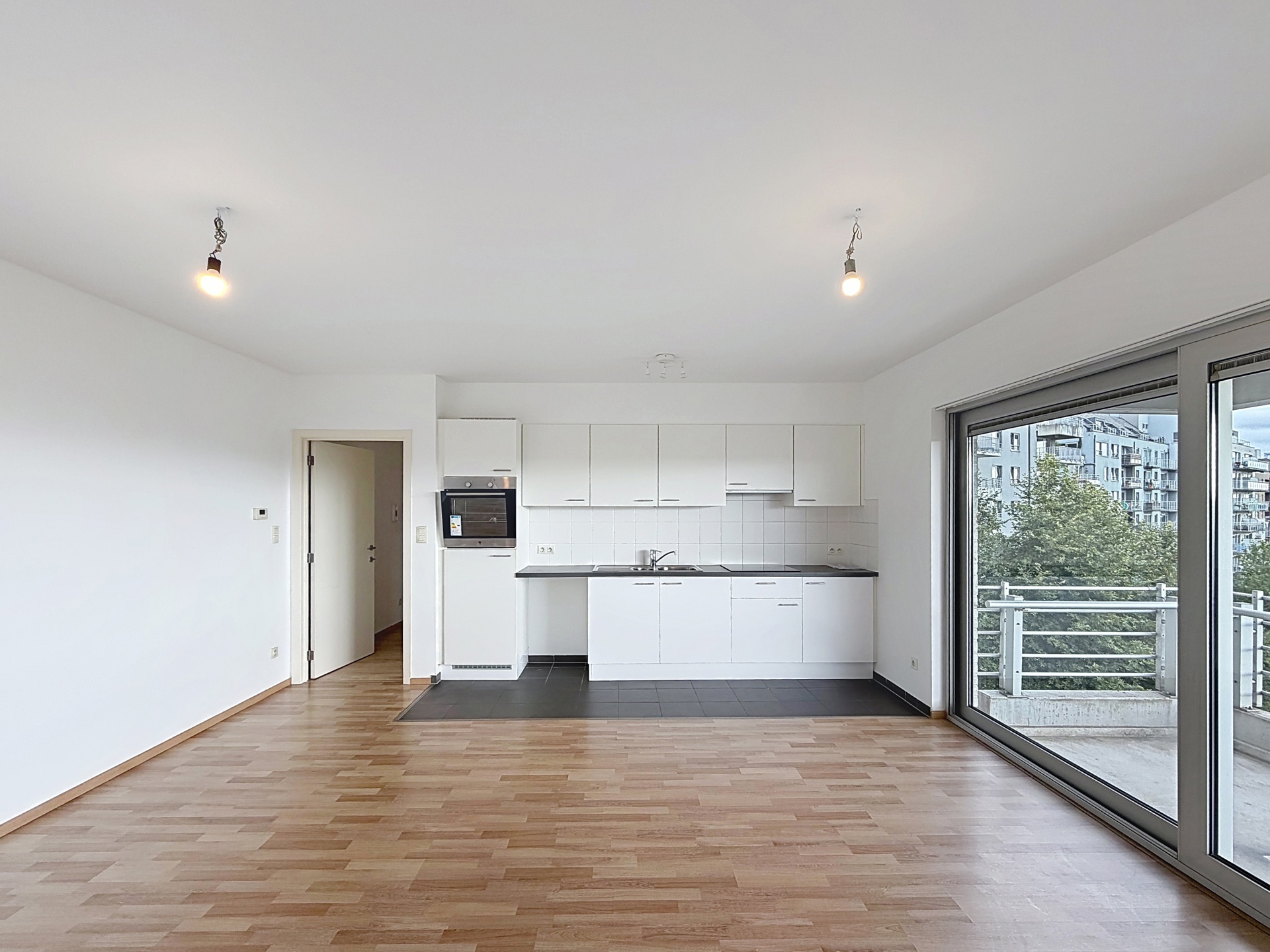 Appartement met 1 slaapkamer + parkeerplaats - foto 3