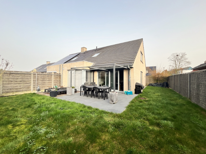 Woning met 3 slaapkamers - foto 2