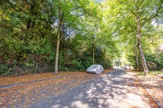 Ce terrain à bâtir est situé dans un quartier résidentiel, dans l'une des rues de Brasschaat.La largeur unique de la rue, 92 m, offre diverses...