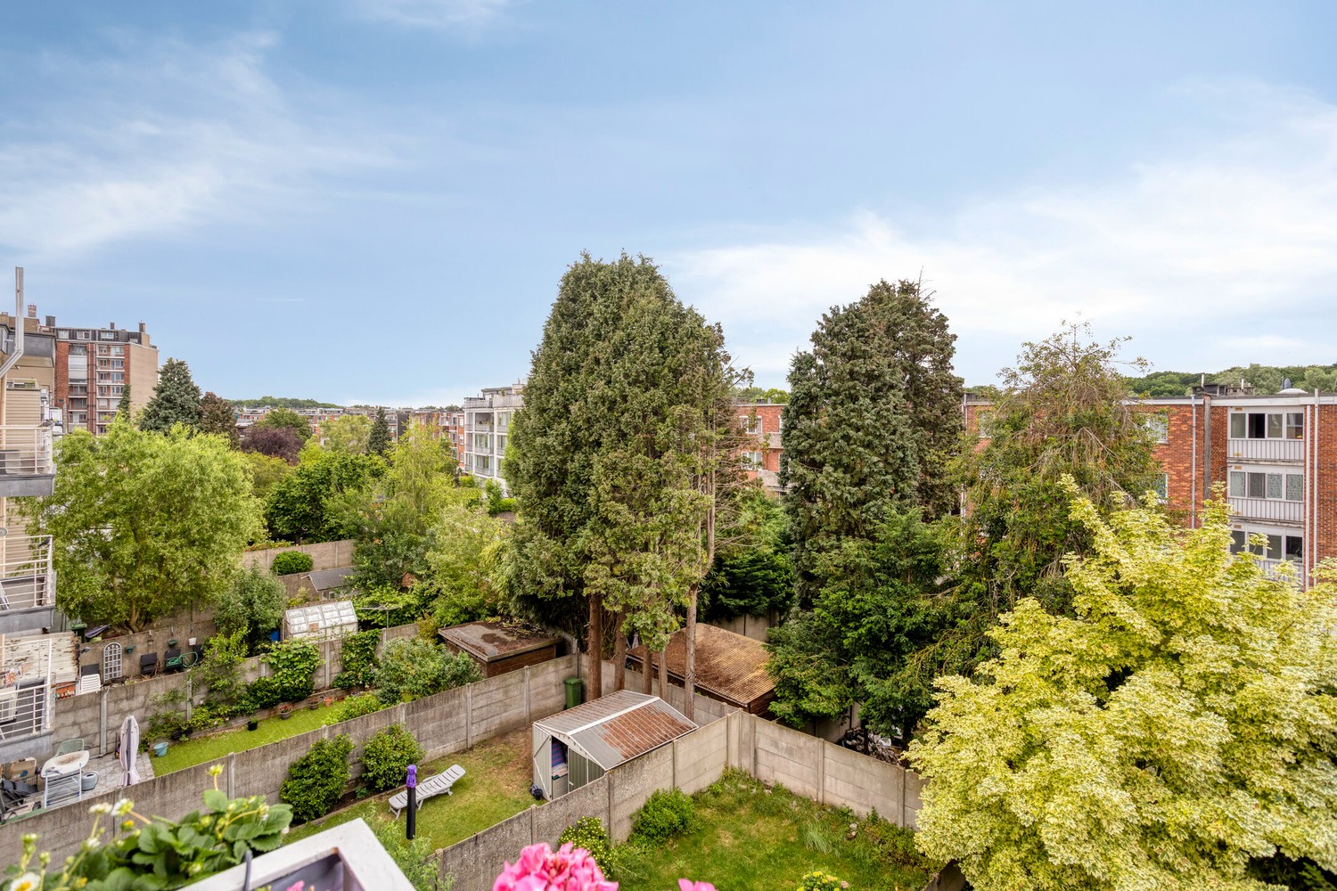 Gerenoveerd appartement met terrassen - foto 4