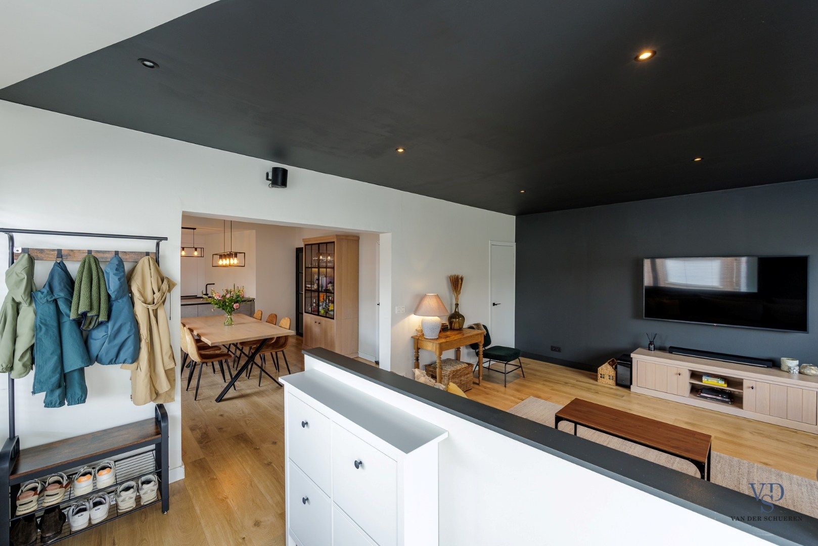 Stijlvol gerenoveerde woning. - foto 4