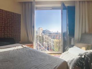 Deze studio van 35 m² te koop in Antwerpen-Noord biedt de perfecte kans voor starters die een compacte woning willen kopen en naar eigen smaak...