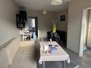 Gezellig appartement in een doodlopende straat, aan de ingang van het Henri Storyplein. Gelegen op de 2e verdieping (opgelet geen lift!) met...