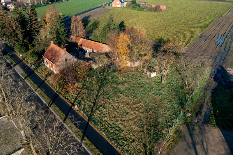 Te herbouwen of te slopen woning op ruim perceel in landelijke omgeving! - foto 5