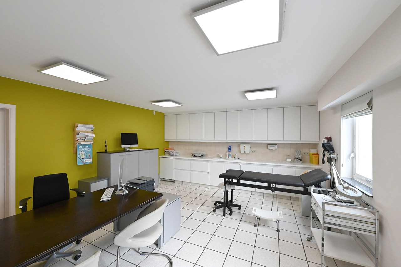 Commercial for rent in Duffel - photo 4