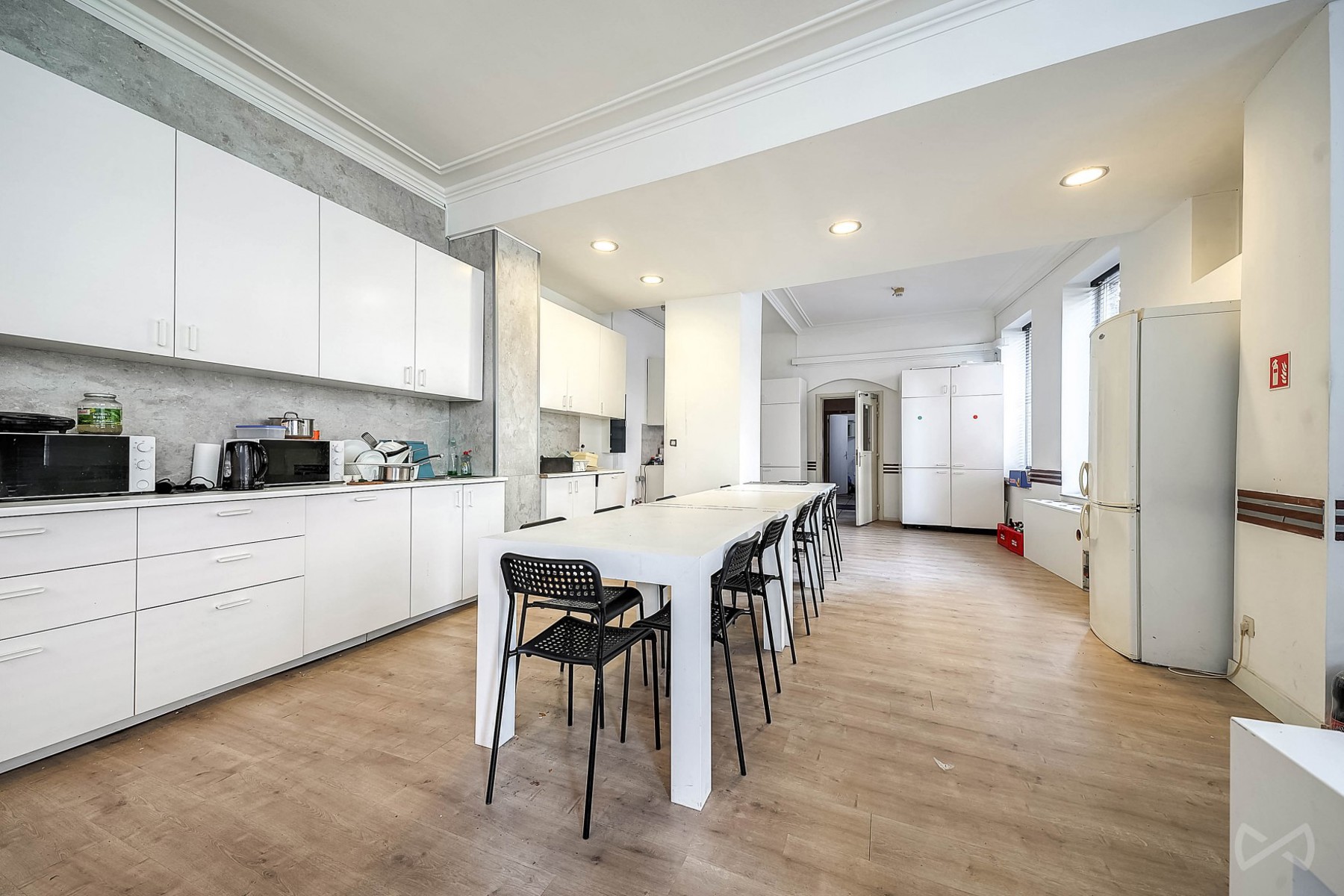 Maison à vendre à Liège avec 16 chambres - photo 2