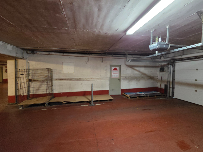 Zeer ruime garagebox te koop in Koningin Fabiolapark - Blok 5 - foto 5