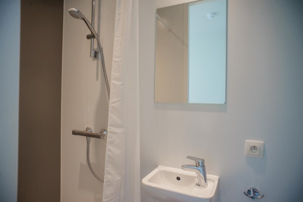 Studentenkamer te koop aan station Brugge - foto 2