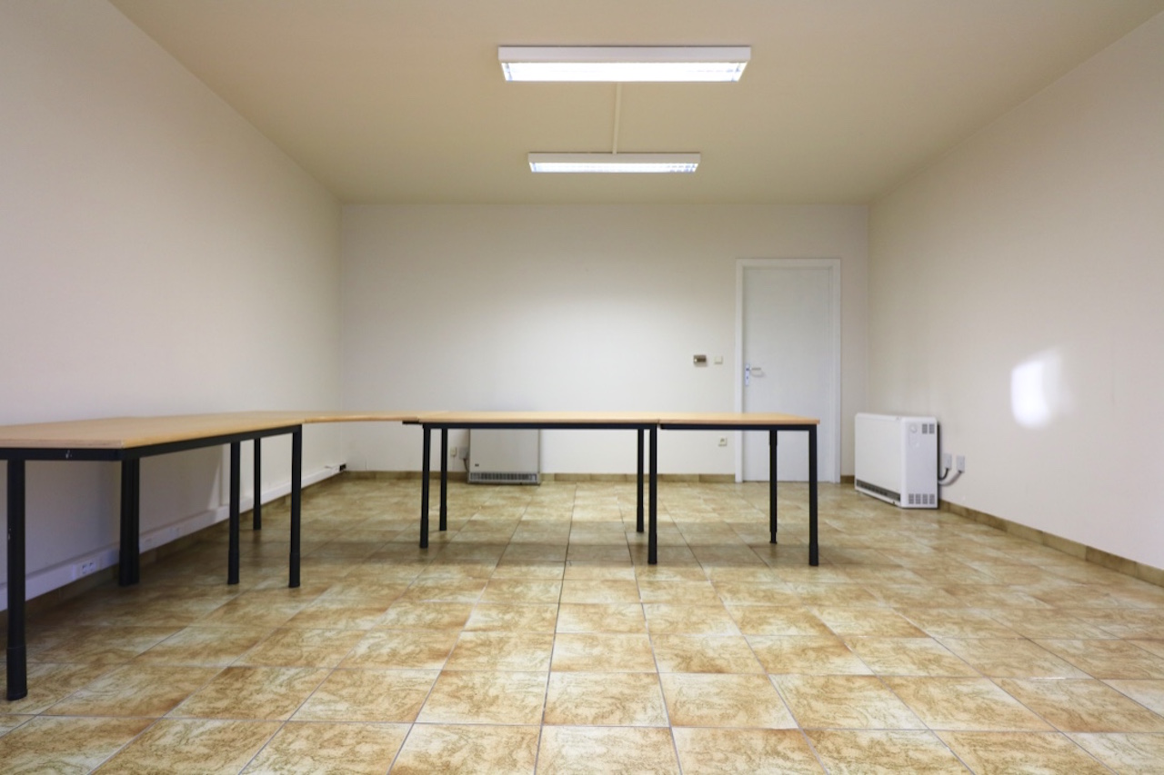 Commercial for rent in Eeklo - photo 3