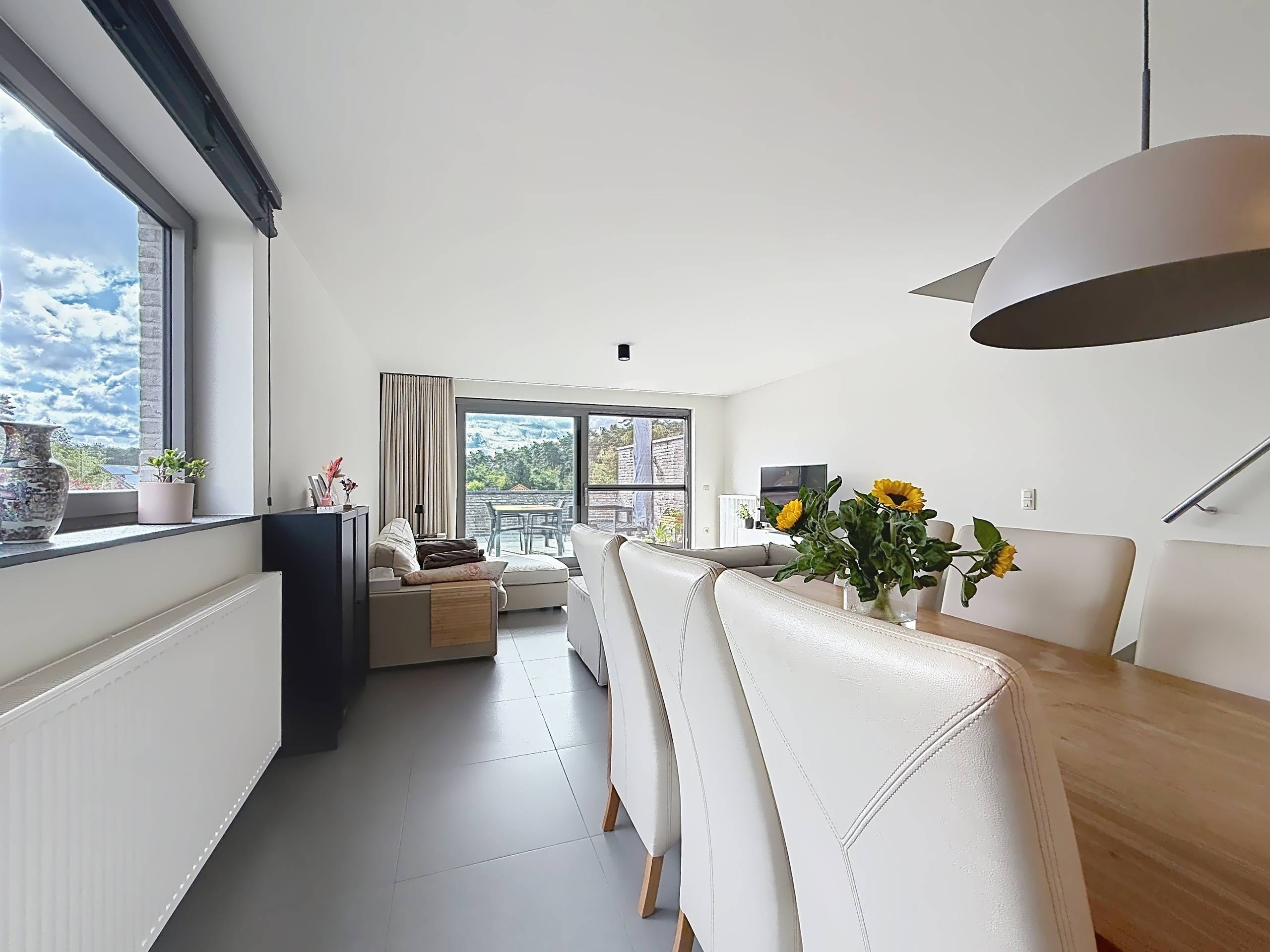 Lichtrijk duplex appartement te Opglabbeek - foto 5