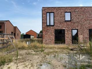 Rustig en centraal gelegen half open BEN-woning met 3 slaapkamers.Opstart werken +- begin november tot +- midden december.Snelle beslissers kunnen...