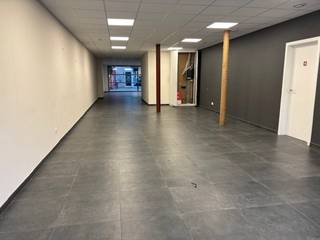 Commercial à vendre à Bredene