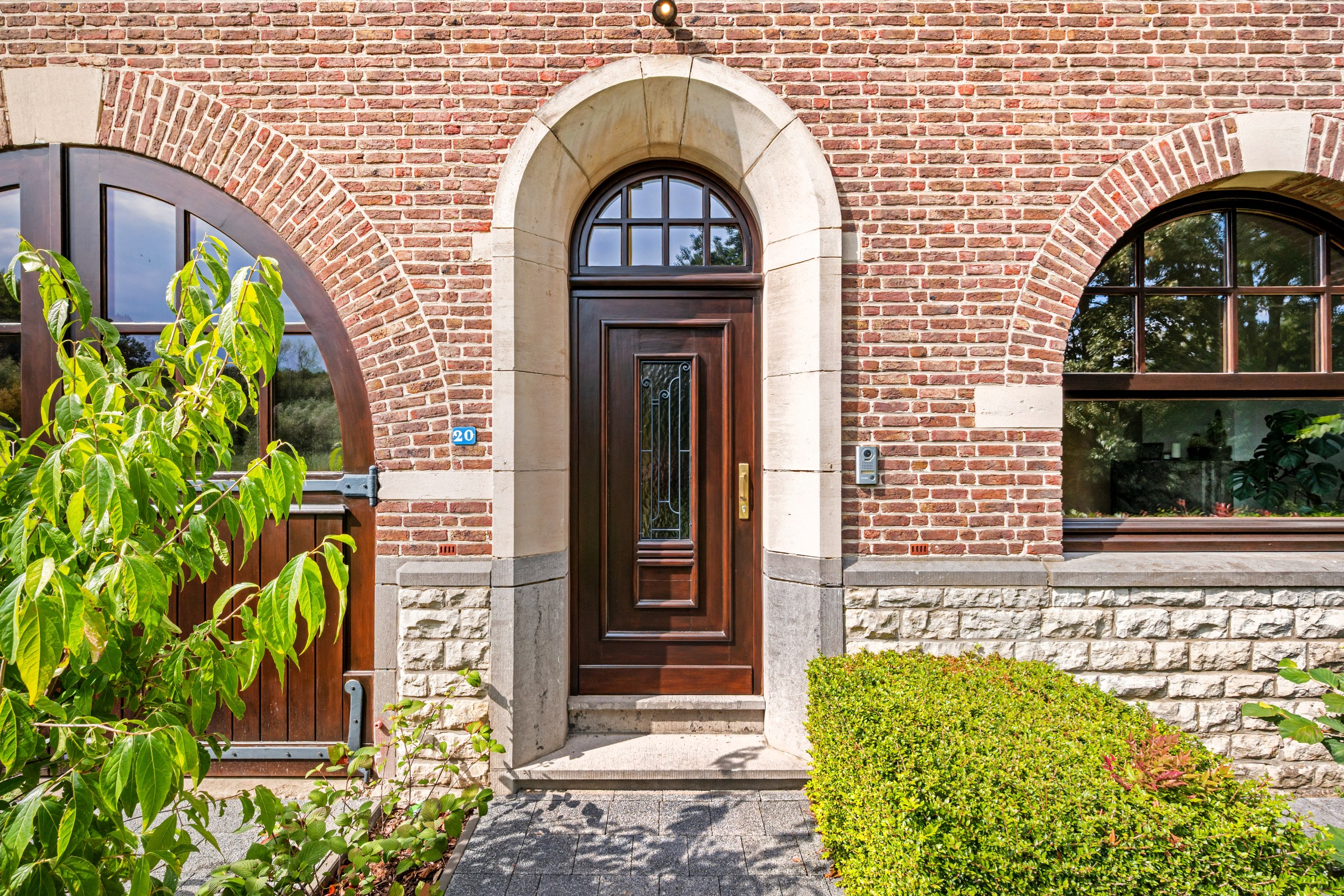 Karaktervolle villa met iconische Cubex-keuken op een uitzonderlijk groen perceel van 2.566 m² - foto 4