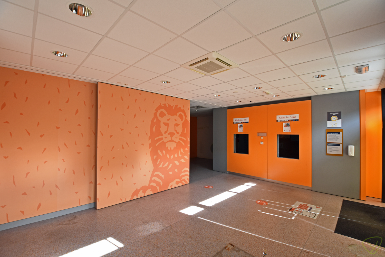Ruim handelspand te huur in het centrum van Waarschoot! - foto 3