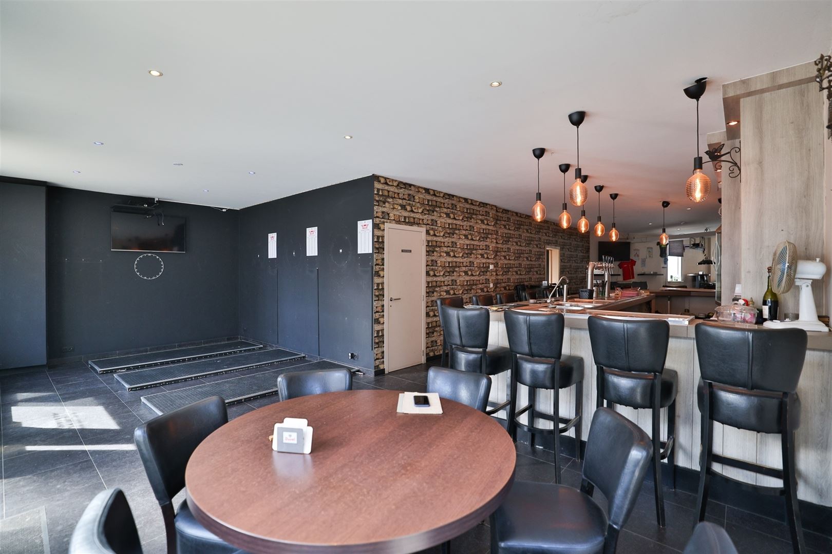 Commercial à vendre à Lint avec 3 chambres - photo 5