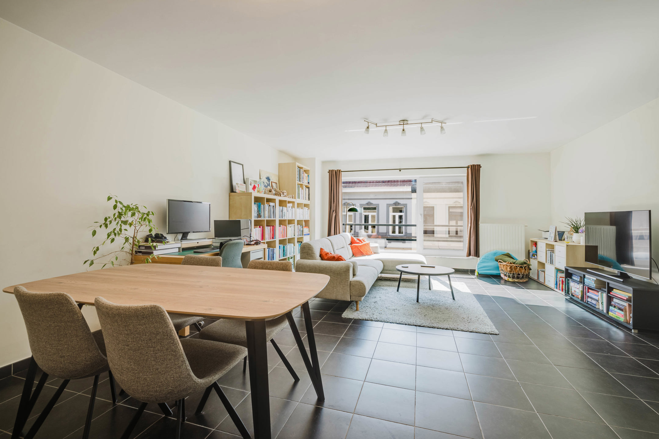2 slpk appartement te koop nabij Sint-Pietersstation - foto 4