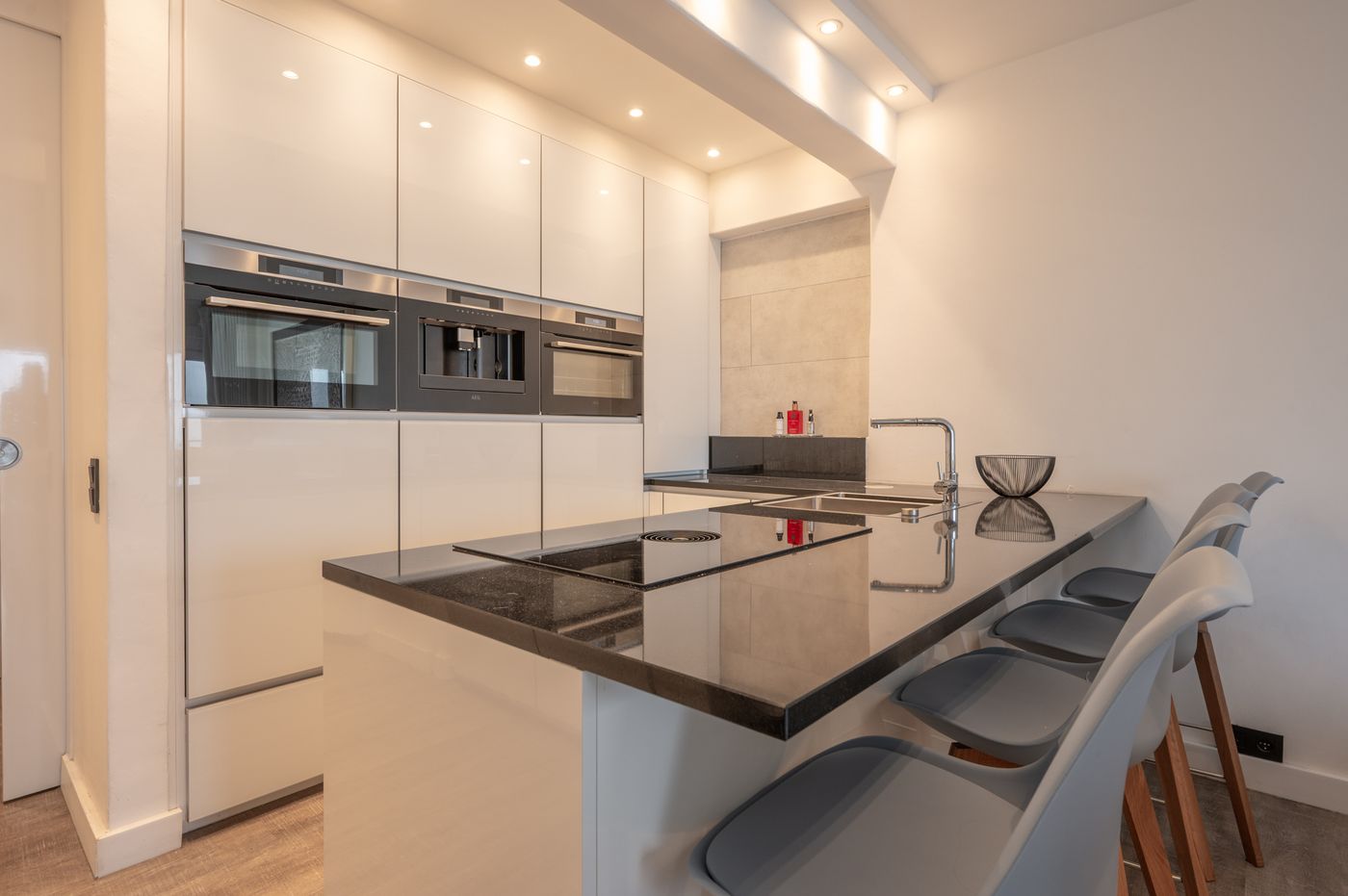 Luxueus ingerichte studio met frontaal zeezicht én eigen kookmogelijkheden te Blankenberge - foto 3