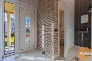 KIJKDAG 22/02/26 VANAF 10U (op afspraak 053/60.65.60.!!)SCHELLEBELLE – Deze instapklare alleenstaande woning combineert rust, ruimte en privacy met...