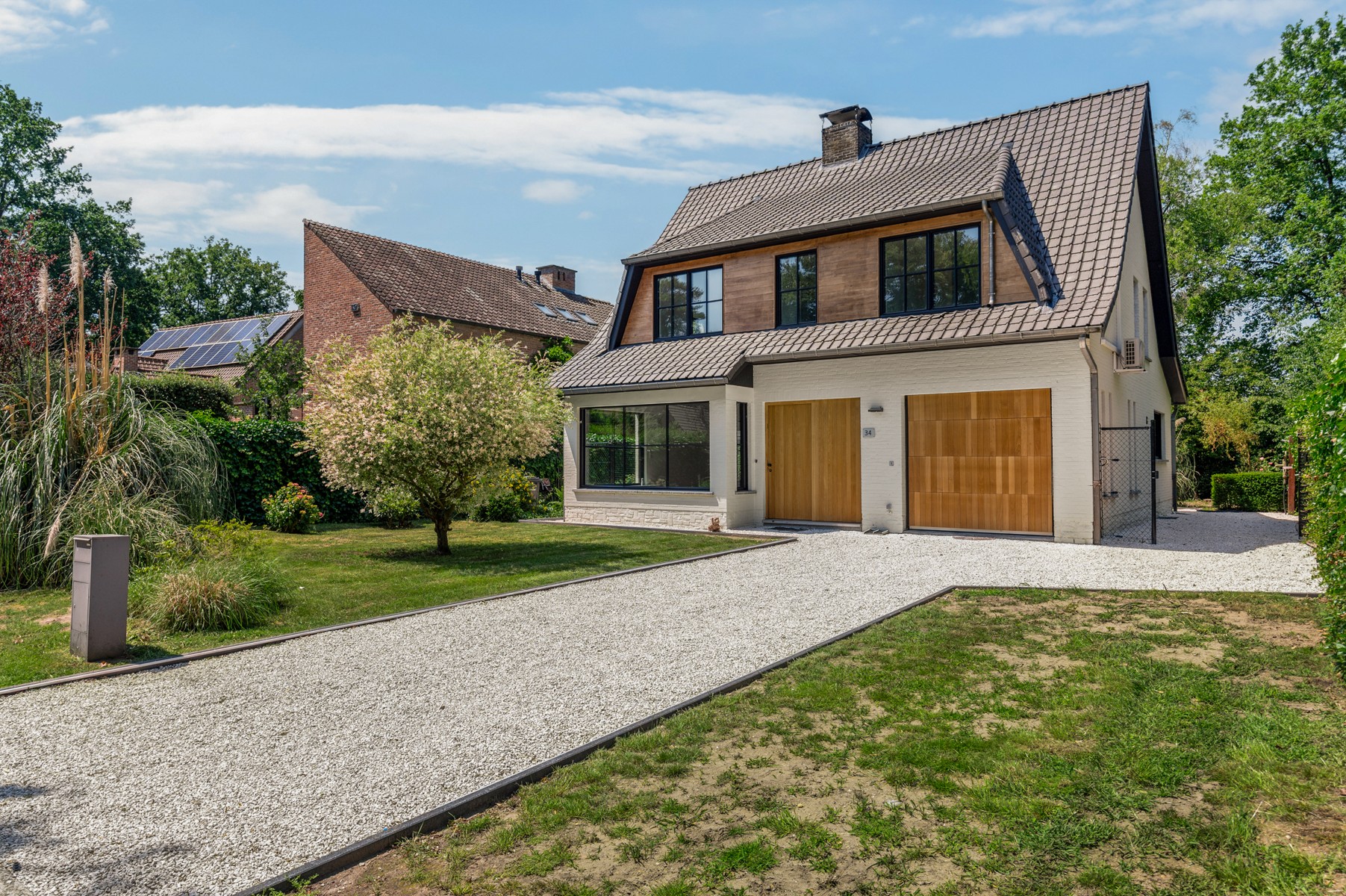 Charmante gerenoveerde woning met 3 slaapkamers in het gegeerde Hertebos - foto 1