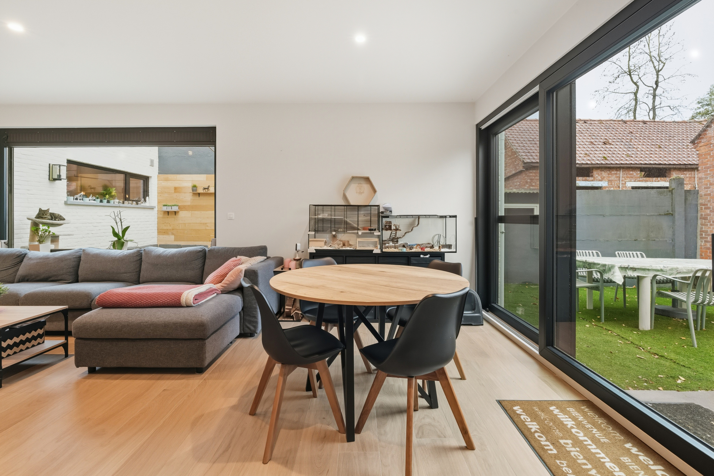 Uitzonderlijke woning in het dorpscentrum van Sinaai - foto 5