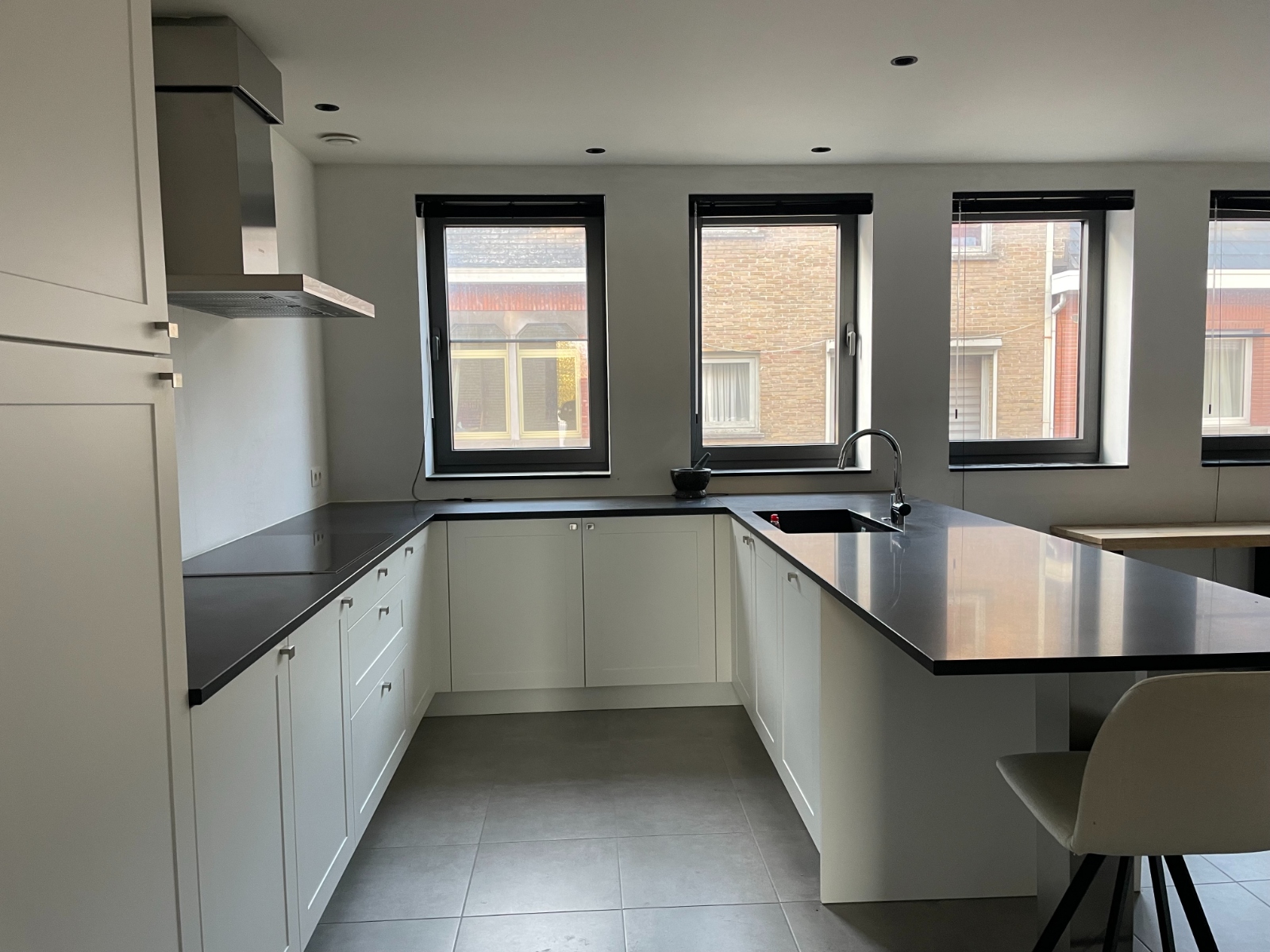 Luxe appartement in hartje Bornem met 2 terrassen en rechtstreekse lifttoegang - photo 5