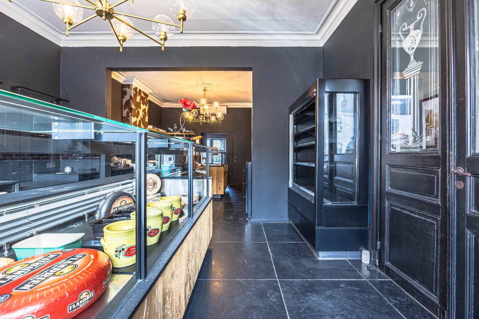 Uniek handelspand met woonst in het charmante Lissewege – tal van mogelijkheden! - foto 5