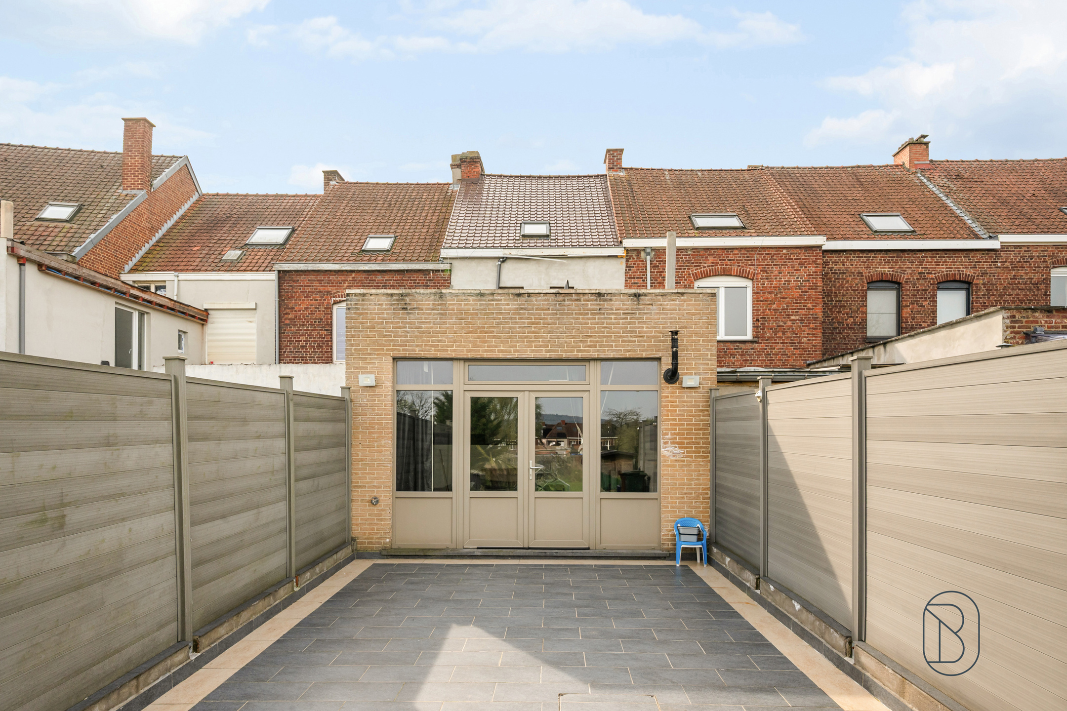 Instapklare gerenoveerde woning met 4 slpk en grote tuin - foto 4