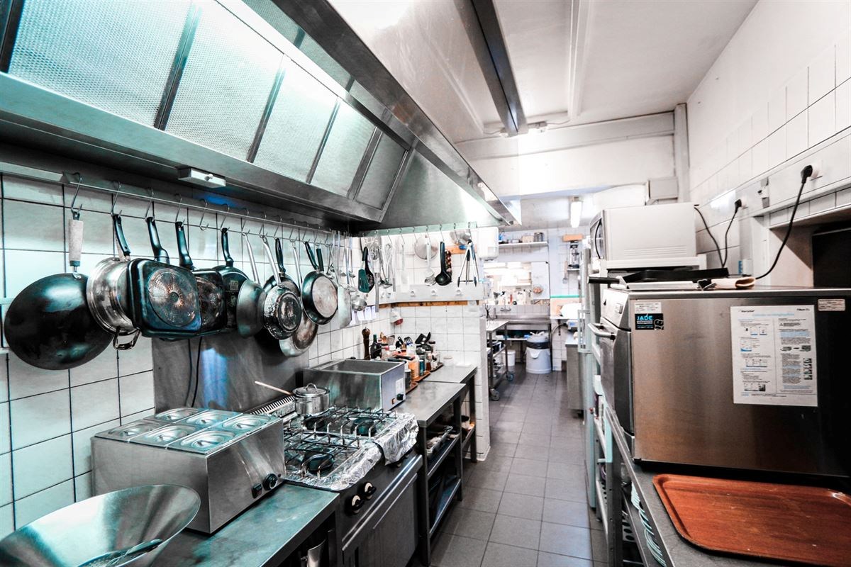 Rendabel Restaurant met woonst op Toplocatie - foto 5