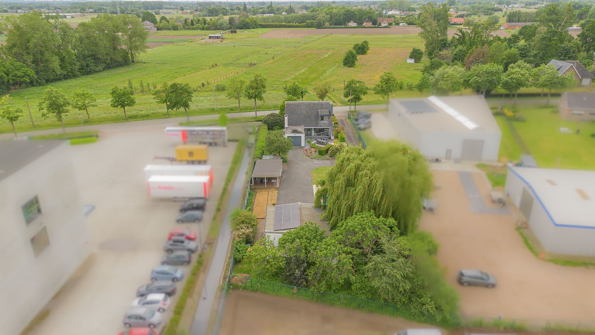 Open bebouwing met loods en zwembad - foto 3