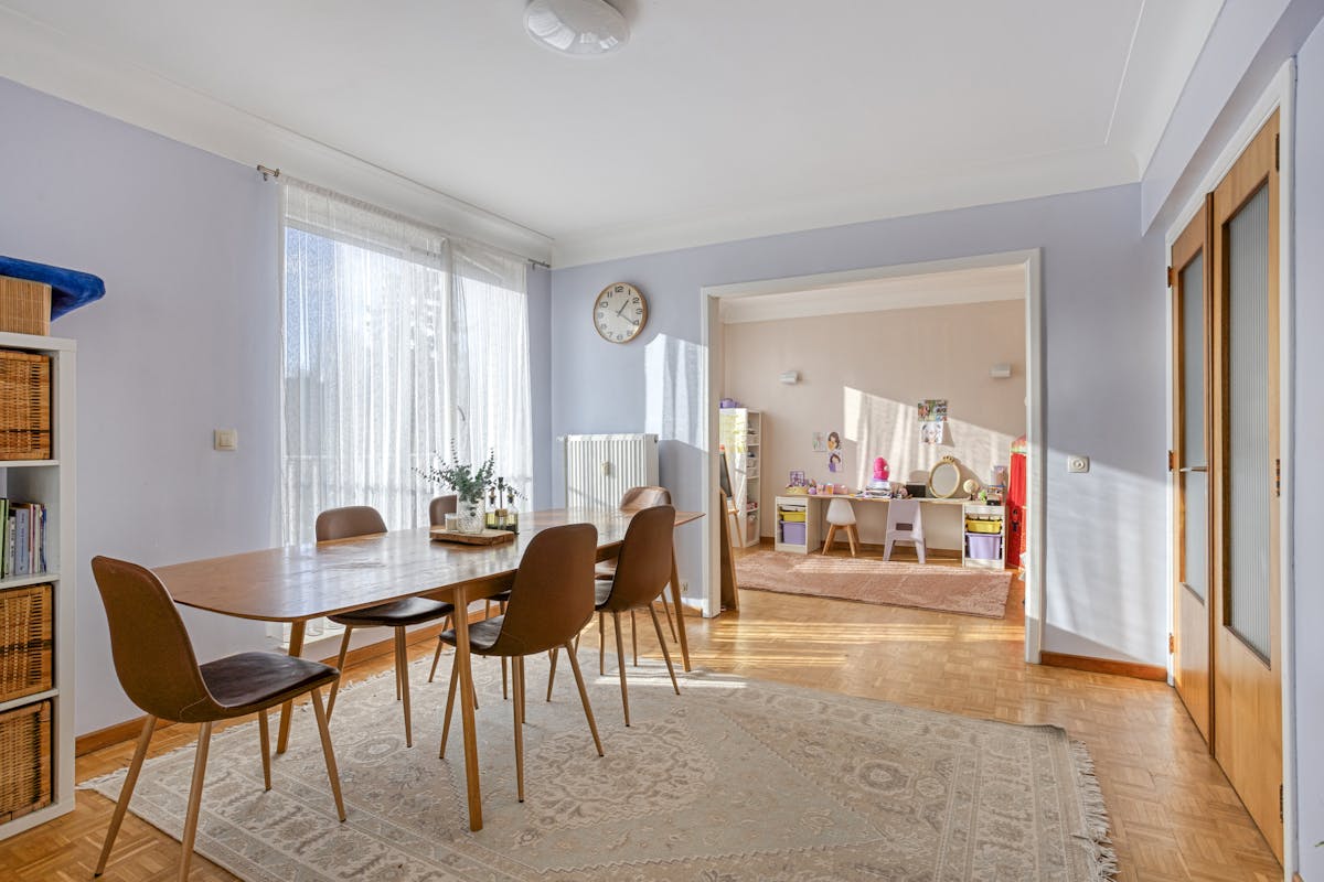 Spacious apartment for sale in the heart of Strombeek-Bever - photo 4