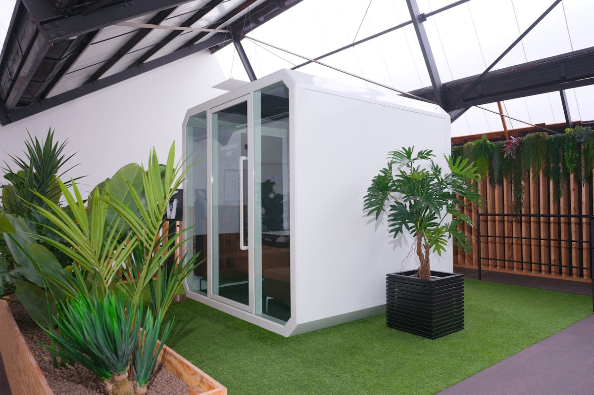 Kantoor van ca. 40m² met diensten in Intraxie te Rumbeke - foto 5