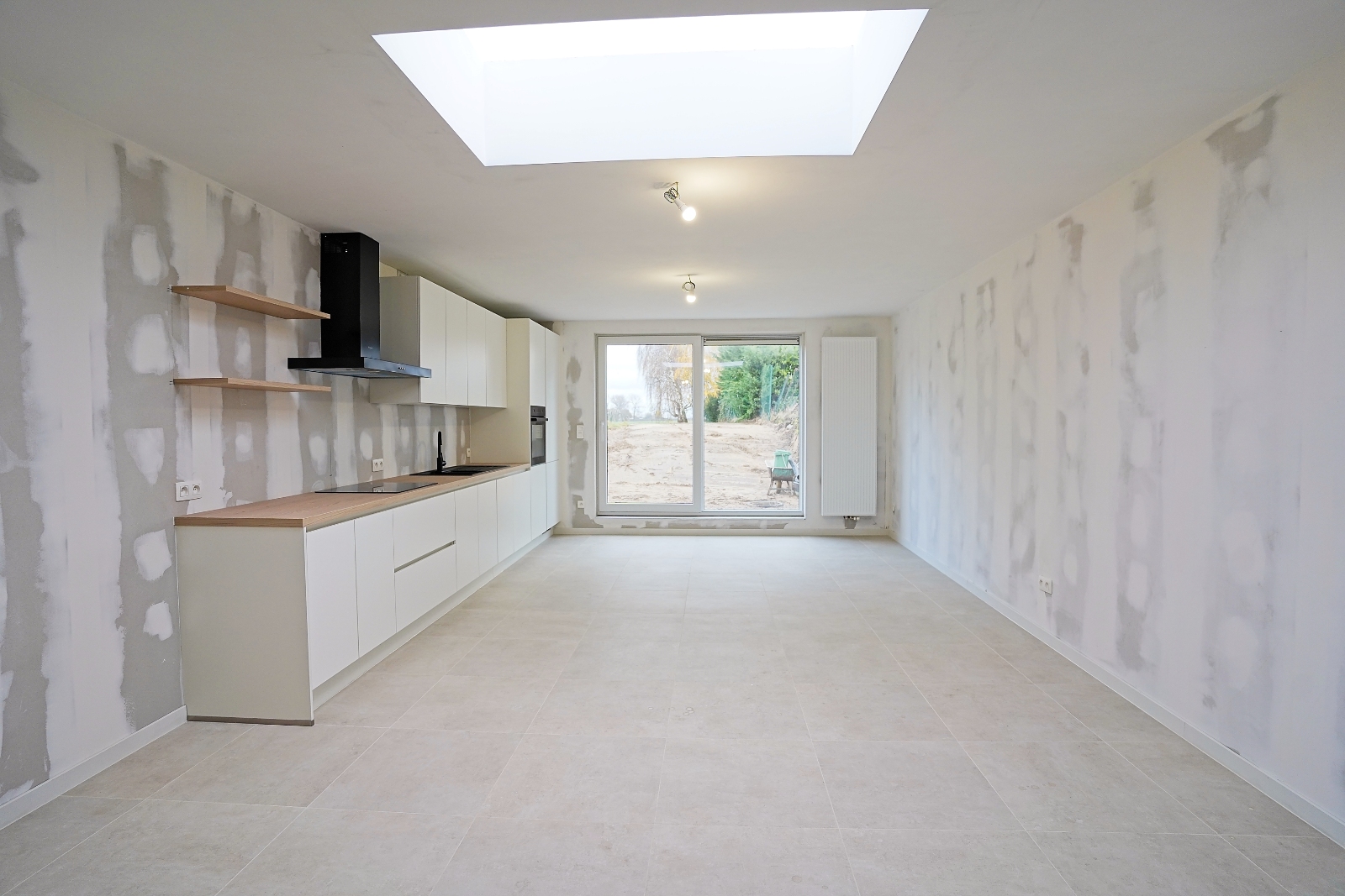 Compleet gerenoveerde woning te Beveren - photo 4