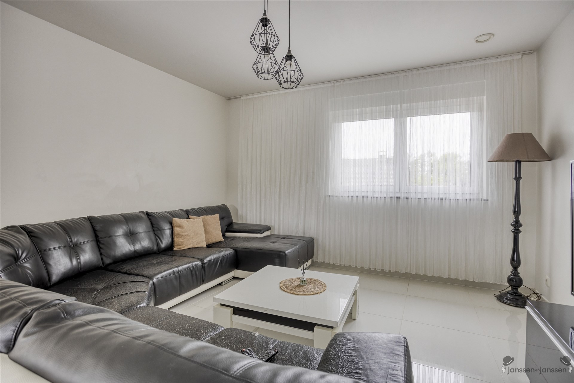 Uitzonderlijk triplex appartement van 251 m² met 5 (mogelijkheid tot 6) slaapkamers en groot terras te Leopoldsburg - foto 4