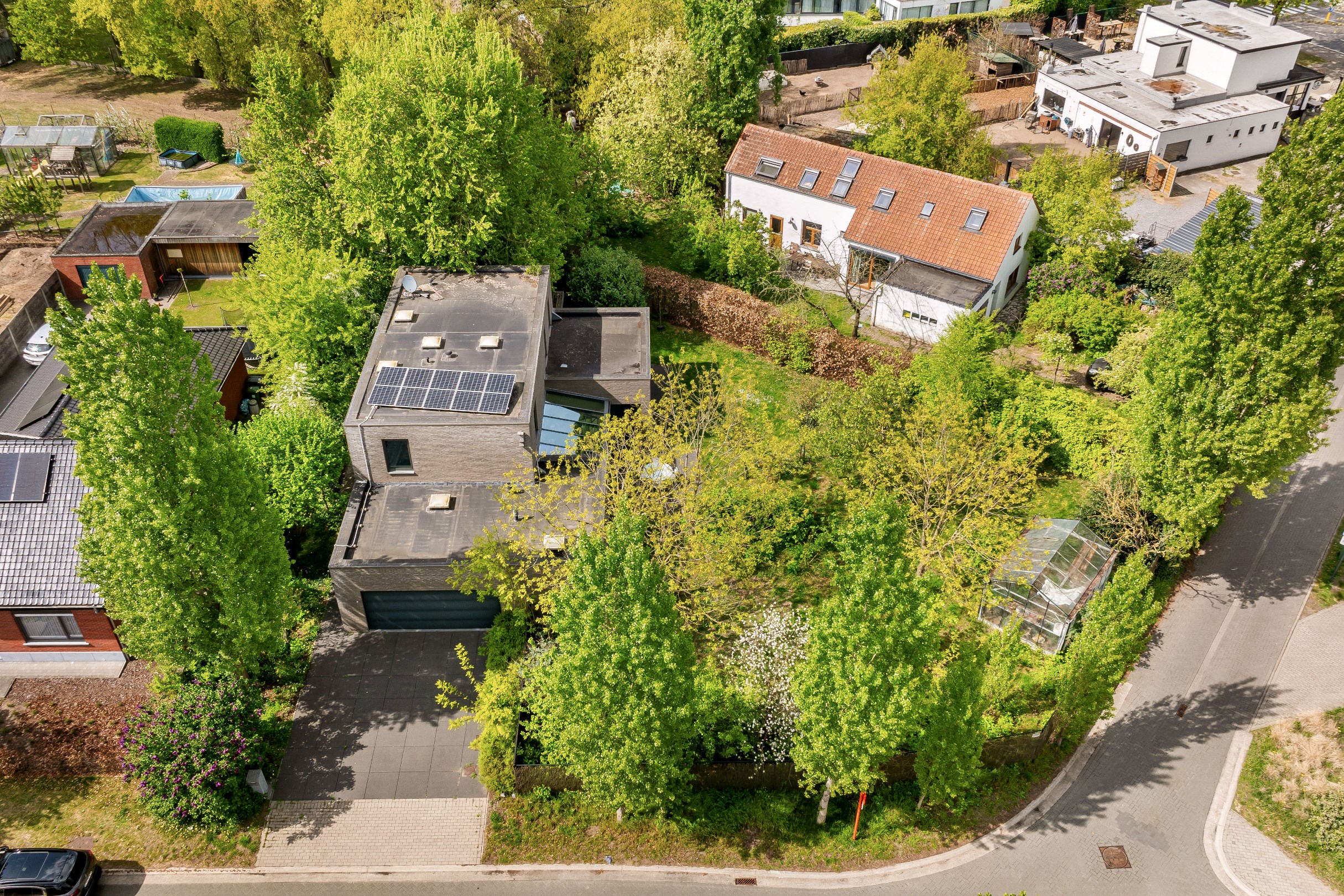 Vrijstaande woning met 3 slaapkamers en inpandige garage op ca. 1.055 m² in het centrum van Oud-Turnhout - foto 4