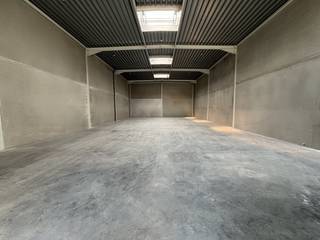 Magazijn van ca. 315m² BVO te huur in Harelbeke in het nieuwbouwproject de Stip. Het magazijn is gelegen in de nabijheid van diverse invalswegen en...