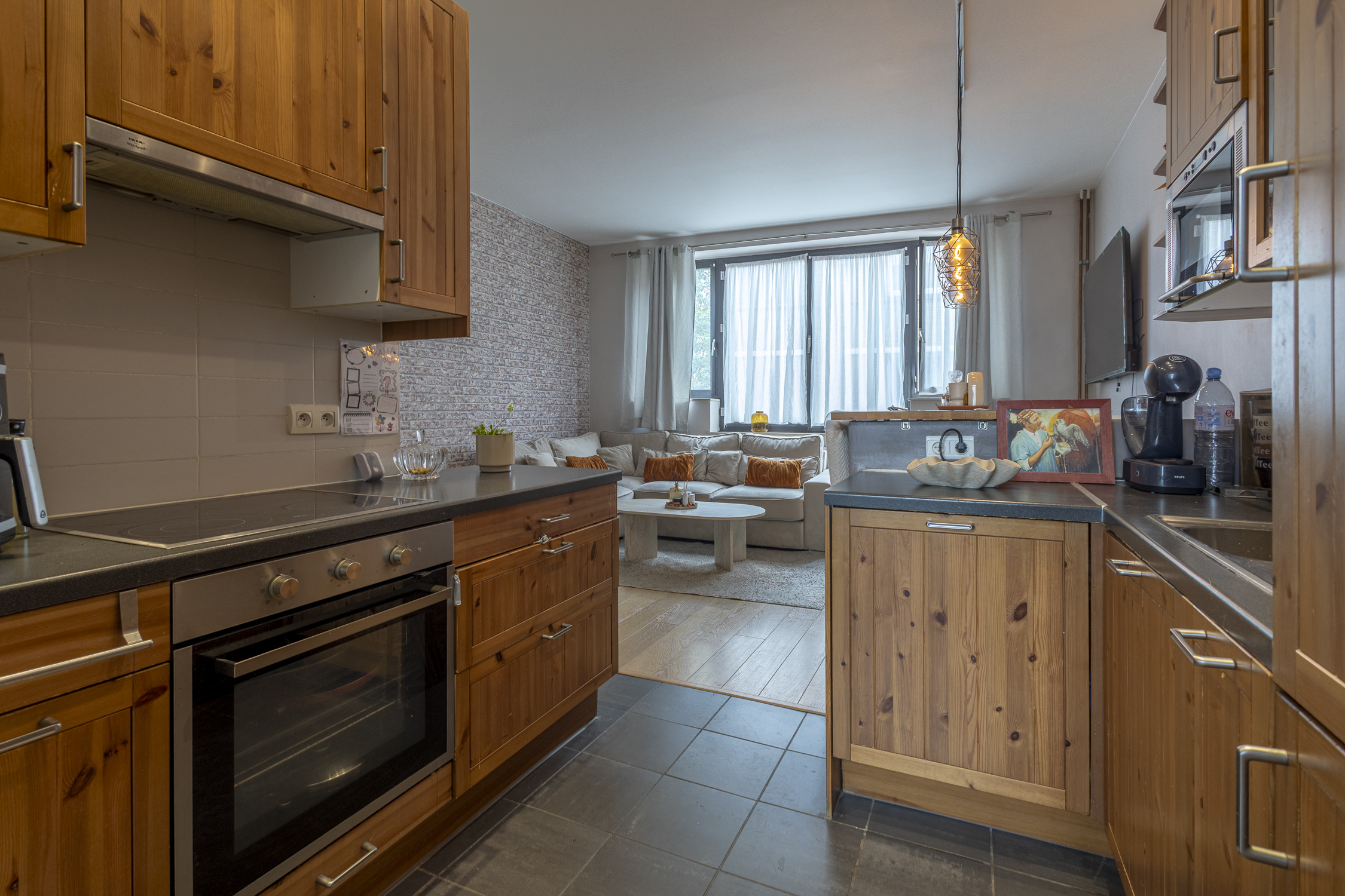 Gebouw met 2 woongelegenheden, terras en 4 slaapkamers. - foto 4
