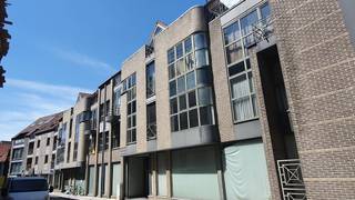 Ben jij op zoek naar een gezellige en instapklare uitvalsbasis op een toplocatie? Dit compacte appartement in de Meldertstraat biedt je alle...