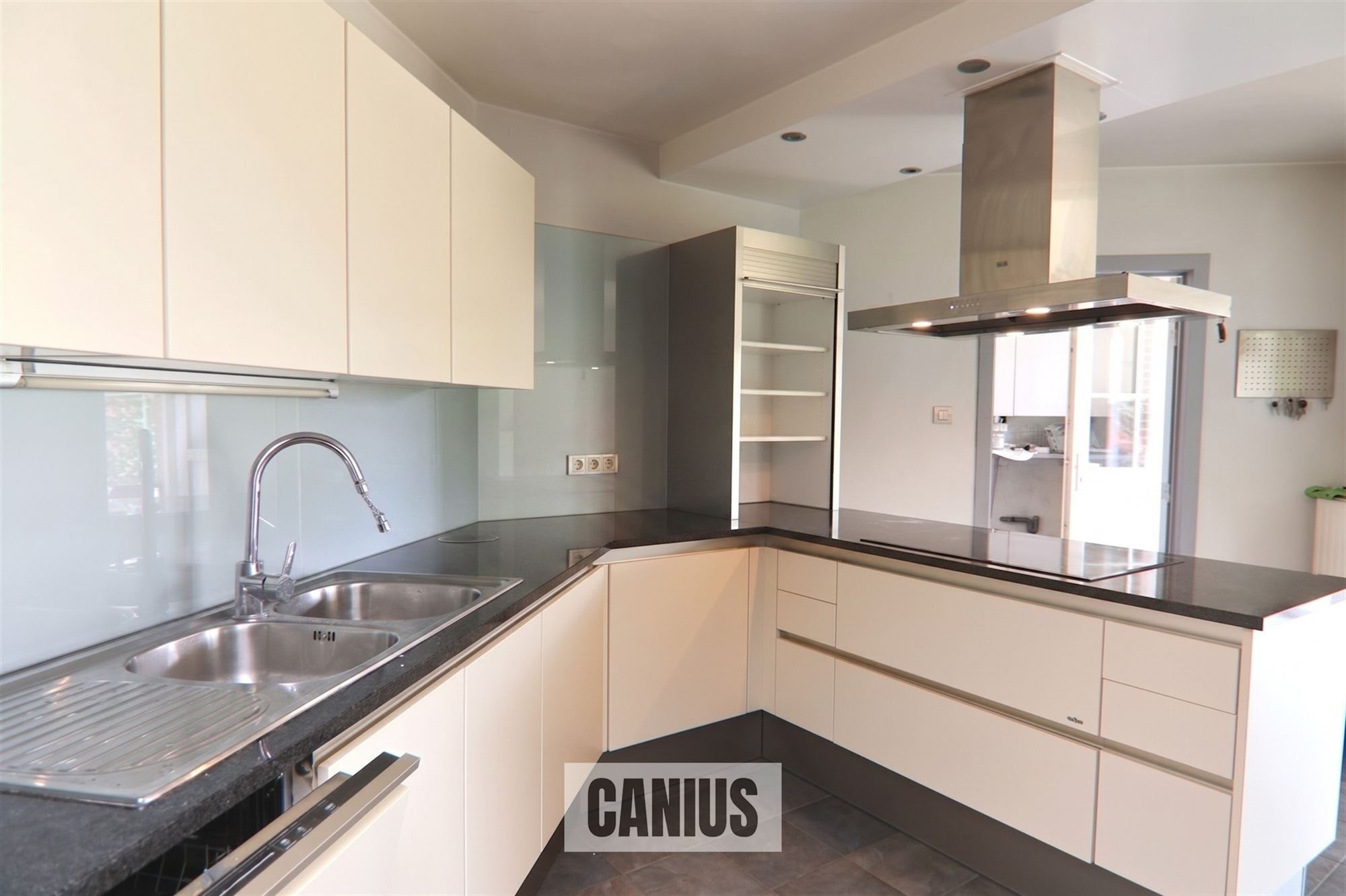 LANDELIJKE WONING MET 3 SLKS, DRESSING &amp; TUIN - foto 5