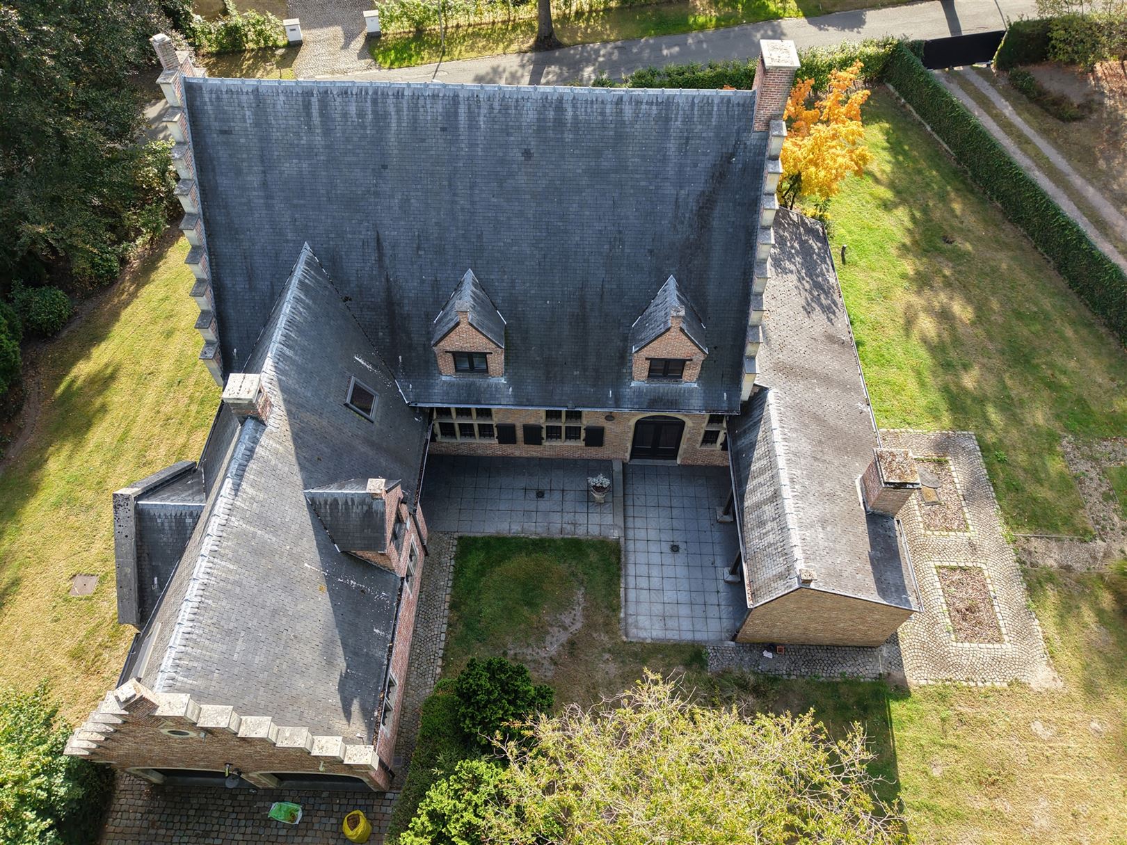 Ruime villa in residentiele wijk - foto 3