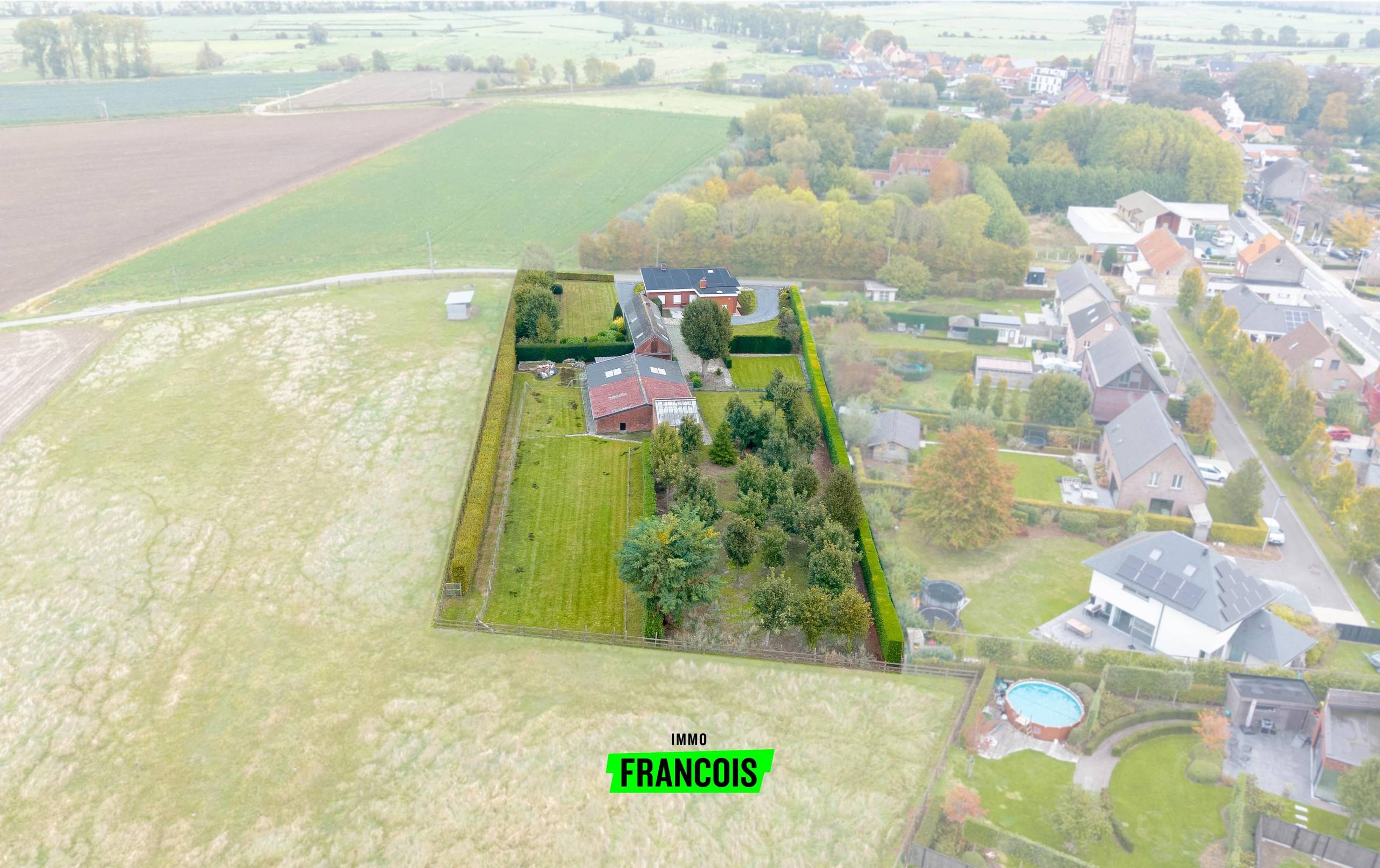 Unieke eigendom te koop op een landelijke ligging te Diksmuide. - foto 2