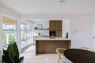 Vrasene - Behind this beautiful, listed facade you will find this unique, stylishly renovated apartment with south facing terrace. A...