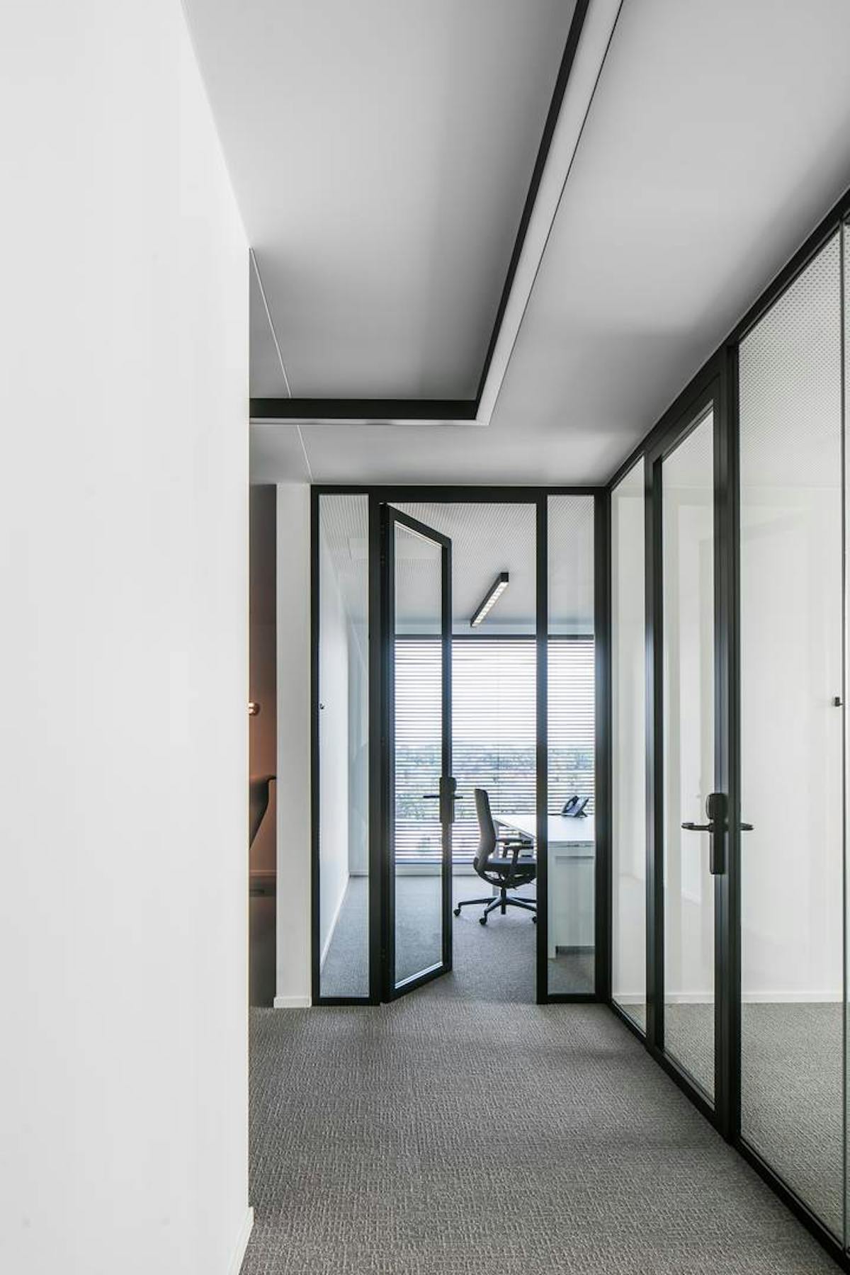 Bureau meublé et prêt à emménager à louer à Waregem - photo 5