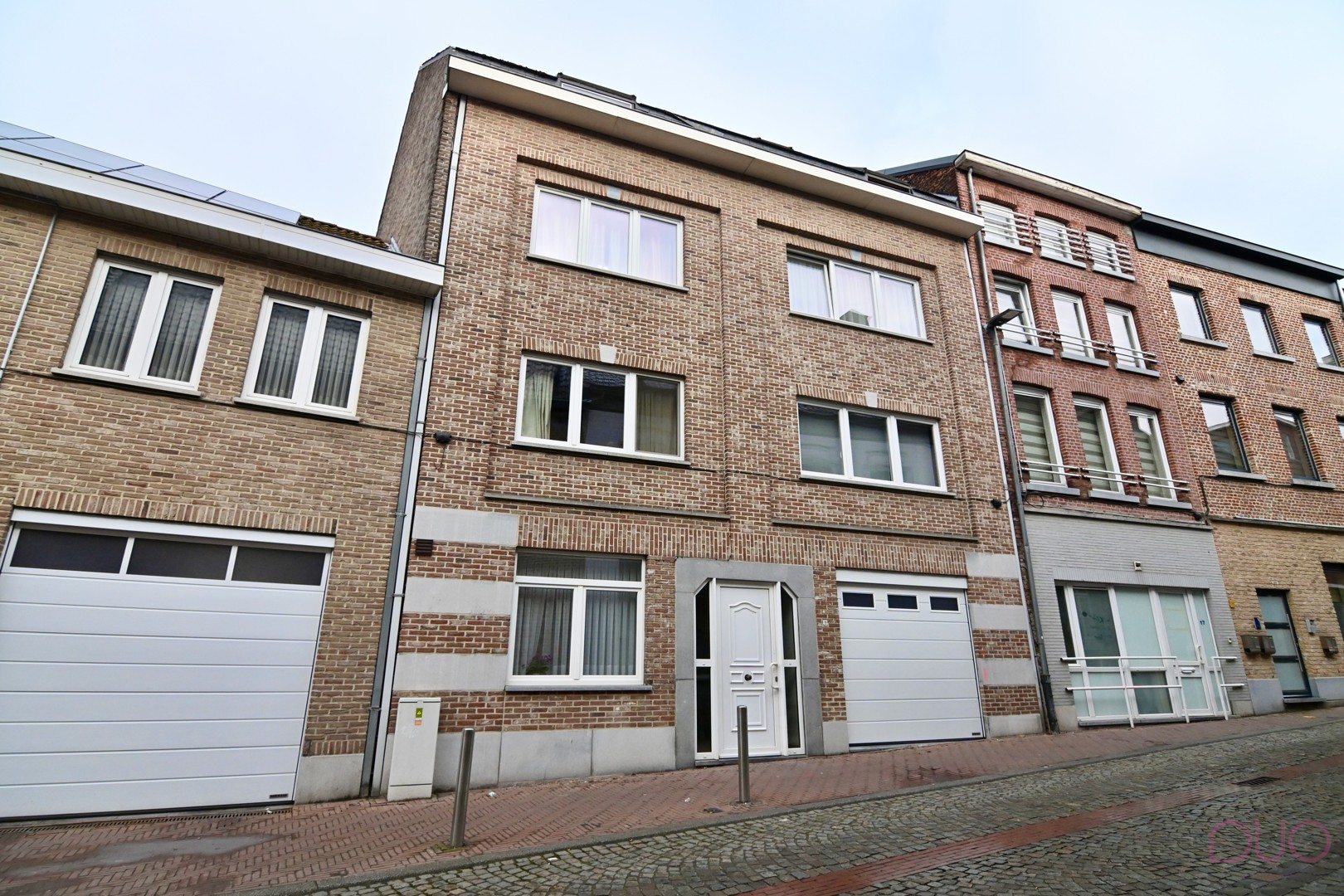 Gerenoveerd én gelijkvloers appartement met tuin in hartje Sint-Truiden. - foto 3