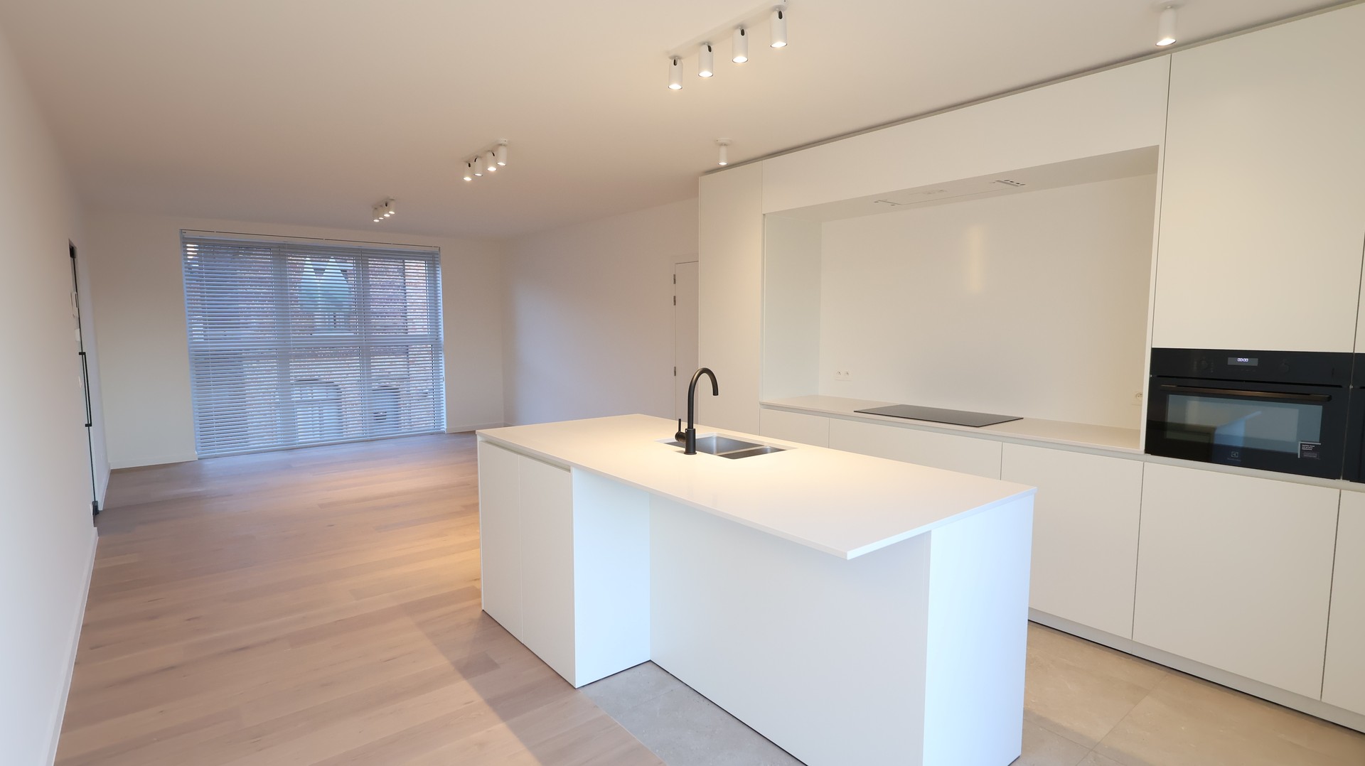 Appartement à louer à Roulers avec 2 chambres - photo 2