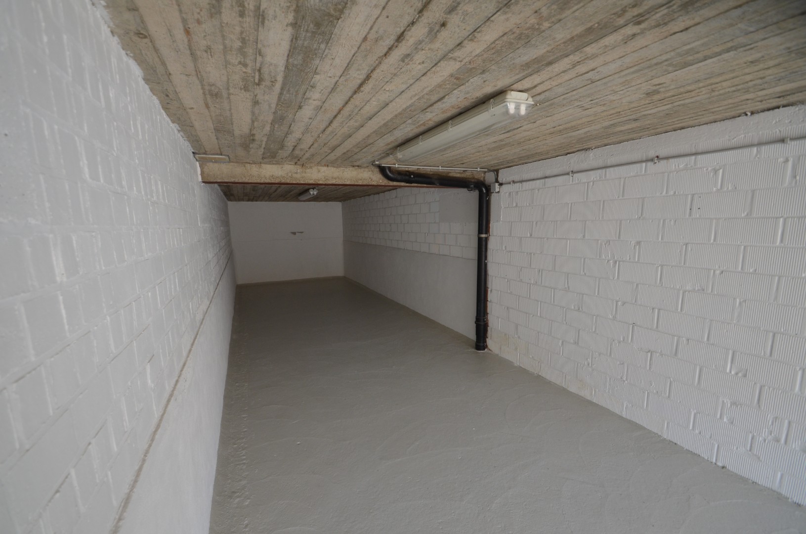 Vlot bereikbare ruime garagebox - foto 4