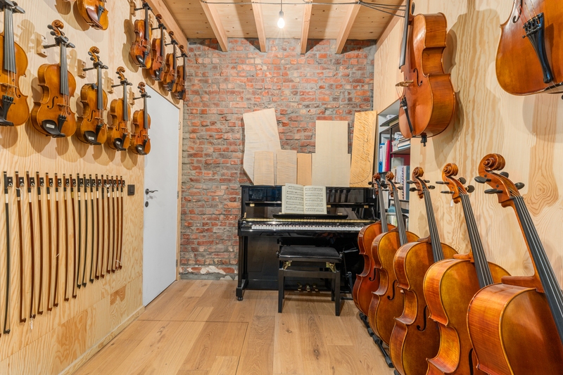 Roeselare, historisch pand met atelier en woonst - foto 2